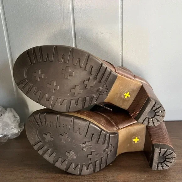 VTG Rare Dr. Doc Martens Viviana Leather Brown Booties heel 3" W7 steam punk - Picture 7 of 14